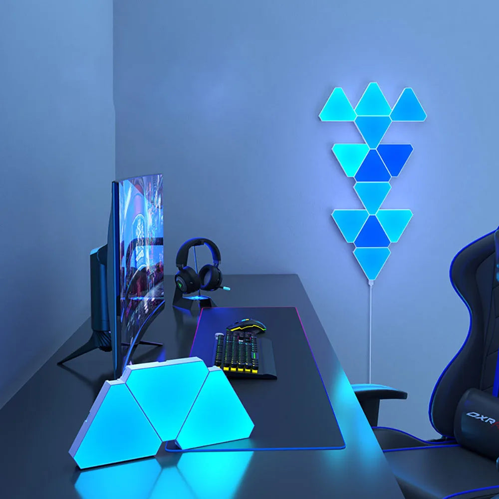 Quantum Triangle LED Lamp